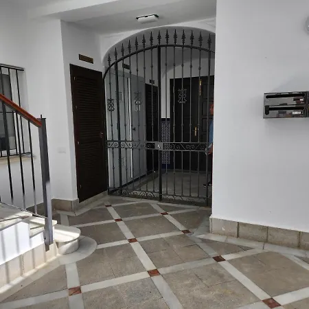 Apartment Allo Francos I Centro 2 *